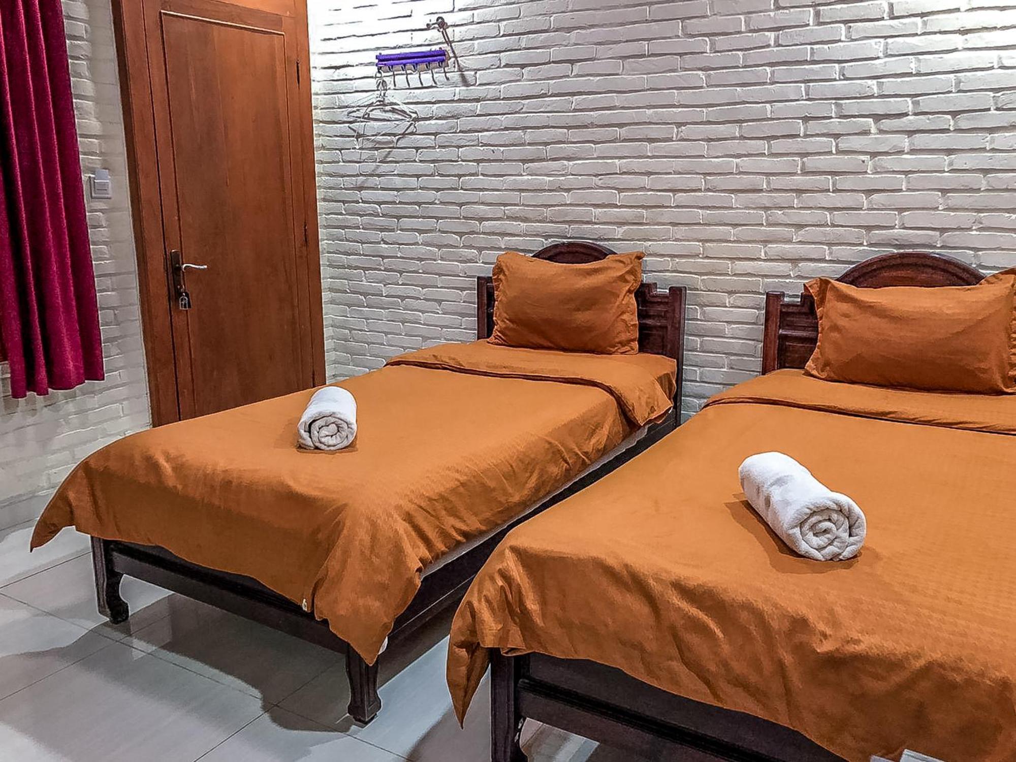 Arys Garden Hotel Yogyakarta Ngoại thất bức ảnh
