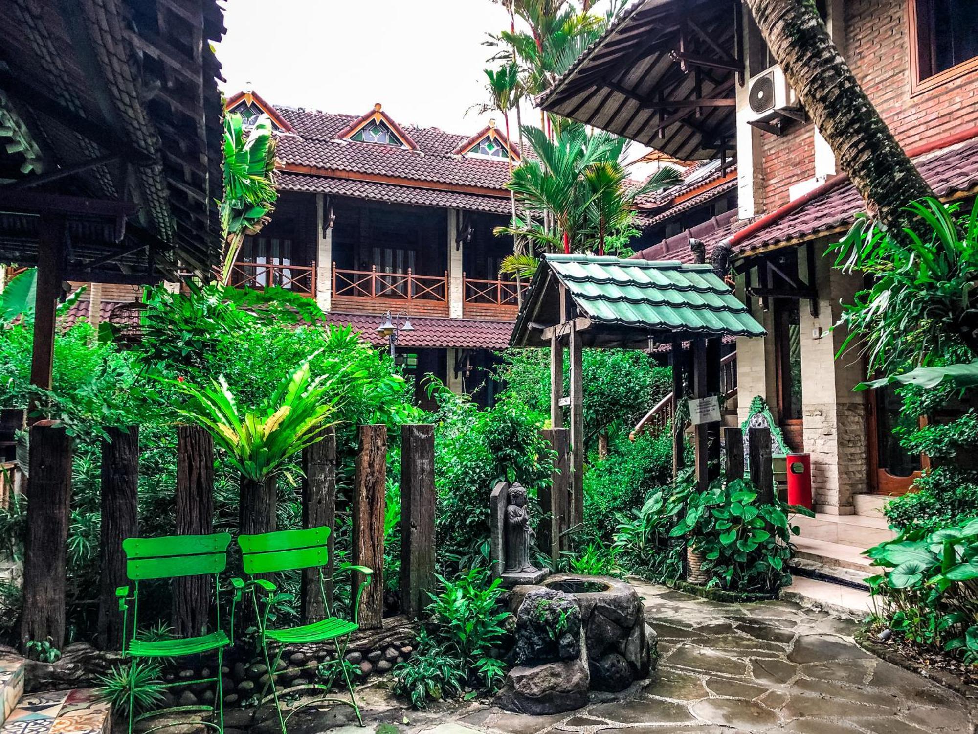 Arys Garden Hotel Yogyakarta Ngoại thất bức ảnh