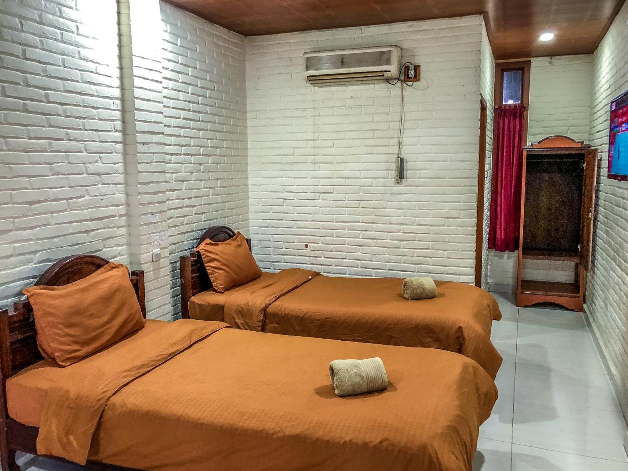 Arys Garden Hotel Yogyakarta Ngoại thất bức ảnh