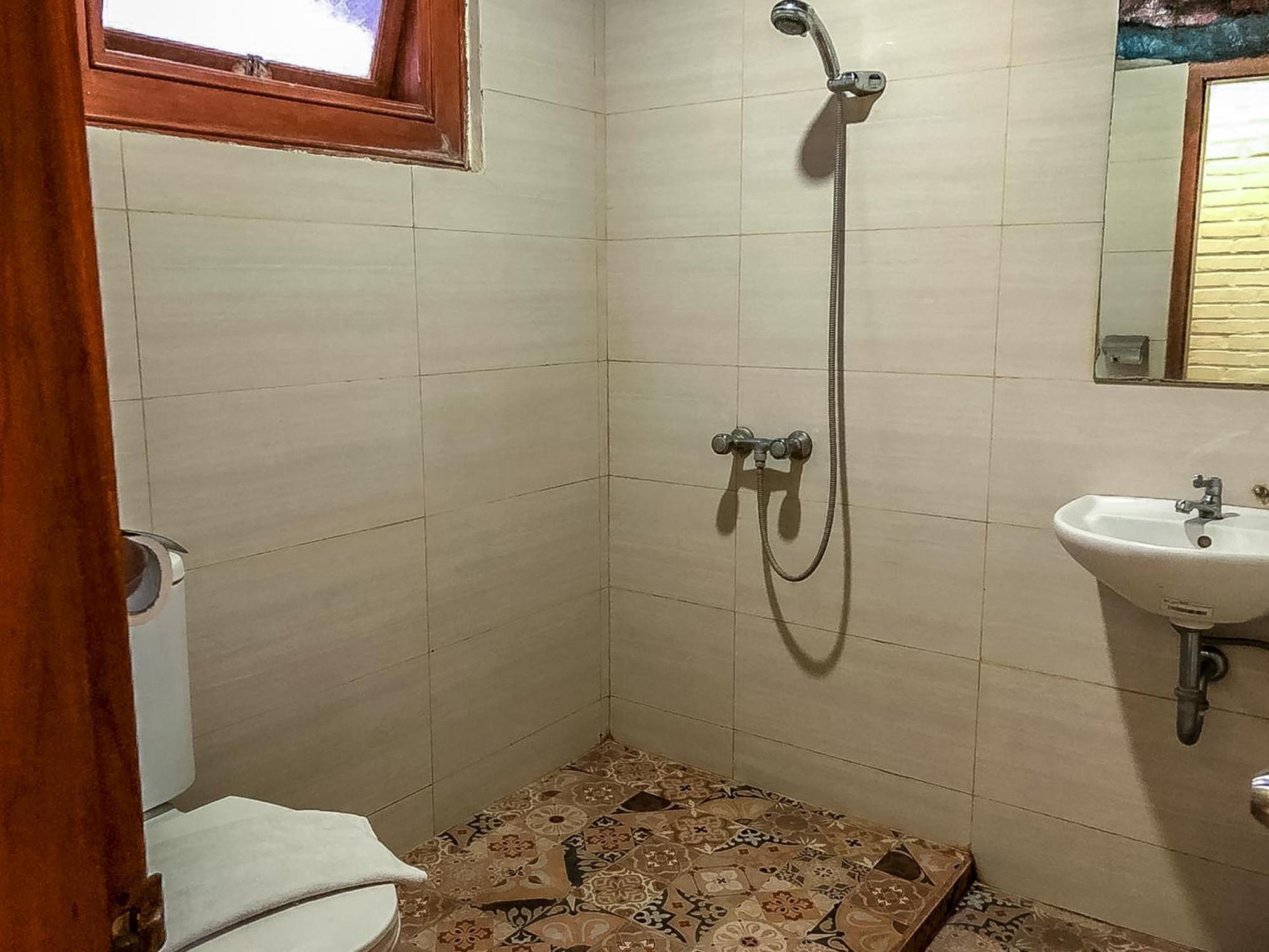 Arys Garden Hotel Yogyakarta Ngoại thất bức ảnh
